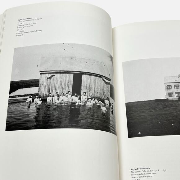 Vintage Paperback The Frozen Image Scandinavian Photography Walker Art Center - Picture 13 of 14